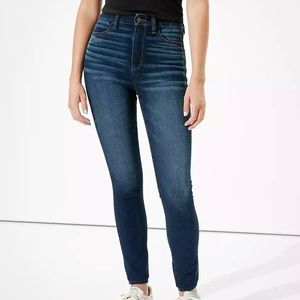 American Eagle Ne(x)t Level High Waist Jegging dark wash. Size:4